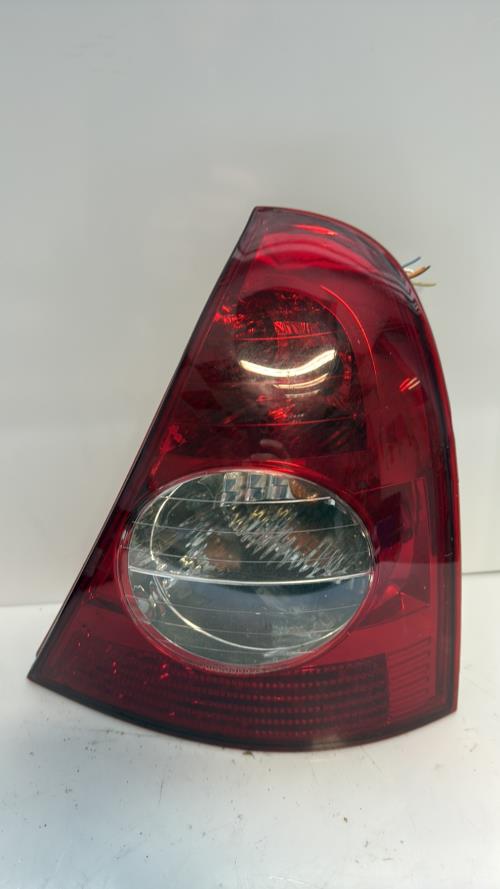 Feu arriere principal droit (feux) RENAULT CLIO 2 PHASE 2 Essence image 2