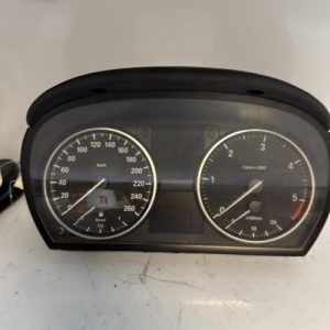 Compteur BMW SERIE 3 E90 PHASE 2 Diesel image 1