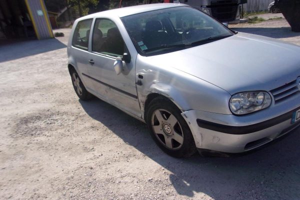 Feu arriere principal gauche (feux) VOLKSWAGEN GOLF 4 Diesel image 2