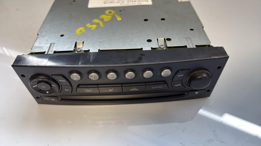 Autoradio d'origine CITROEN C4 1 PHASE 1 COUPE Diesel image 1