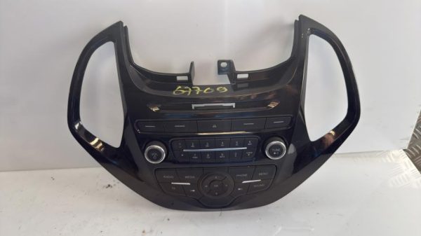 Commande autoradio FORD KA+ Essence image 3