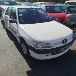 Pare choc arriere PEUGEOT 306 PHASE 2 Essence image 1