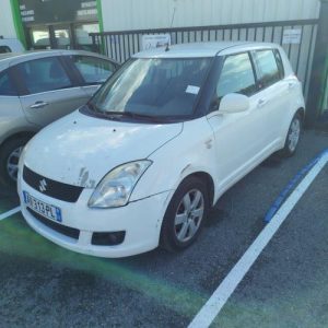 Porte avant gauche SUZUKI SWIFT 3 Diesel image 6