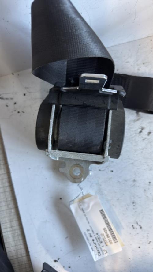 Ceinture arriere droit PEUGEOT 307 PHASE 2 CABRIOLET Diesel image 3
