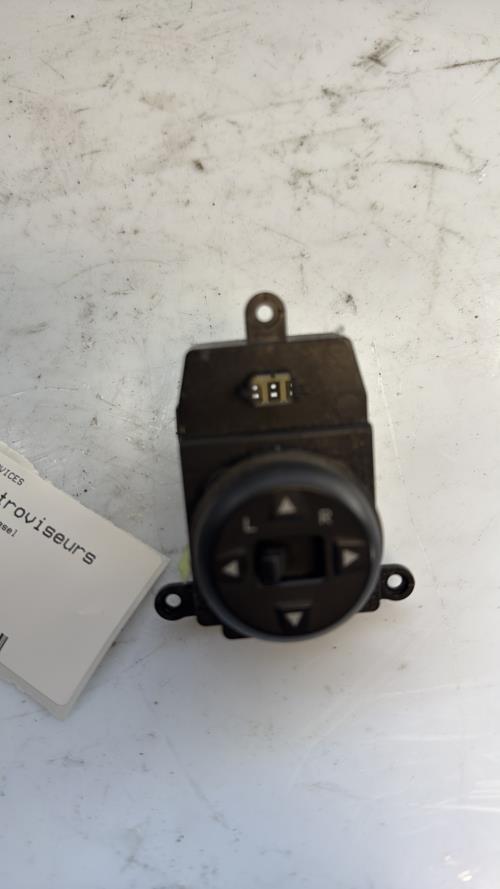 Commande retroviseurs KIA RIO 2 PHASE 1 Diesel image 1