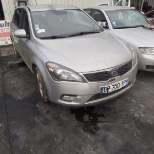 Pare choc arriere KIA CEE-D 1 PHASE 2 Diesel image 1