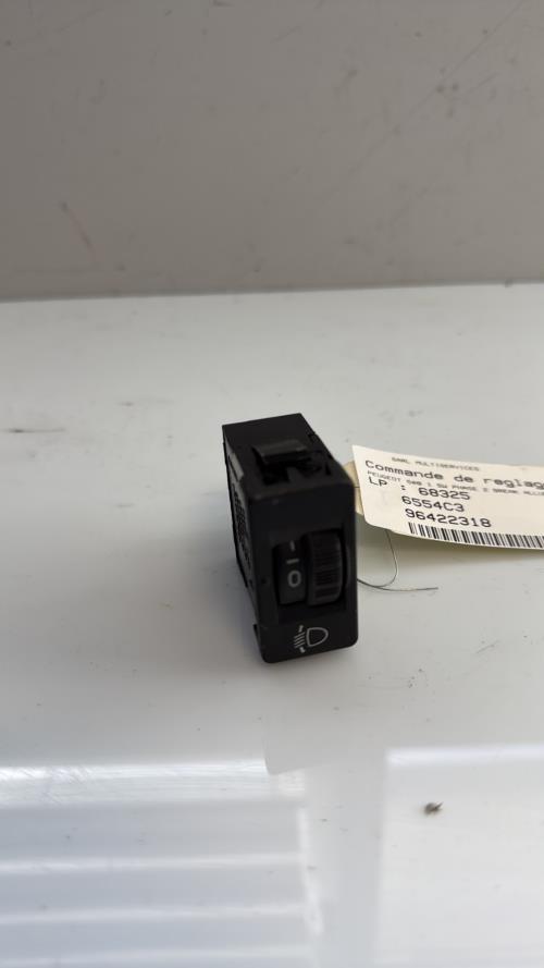 Commande de reglage hauteur de phare PEUGEOT 508 1 SW PHASE 2 BREAK Diesel image 2
