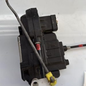 Serrure avant gauche NISSAN NOTE 1 PHASE 1 Diesel image 1
