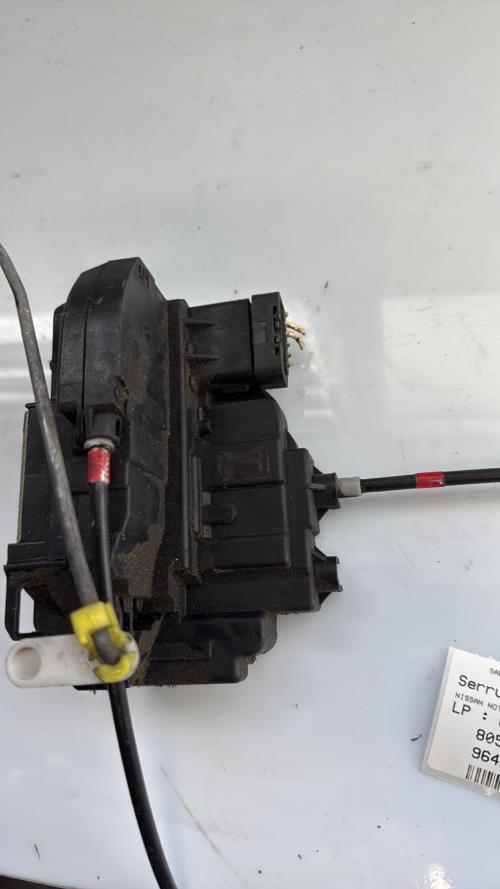 Serrure avant gauche NISSAN NOTE 1 PHASE 1 Diesel image 2