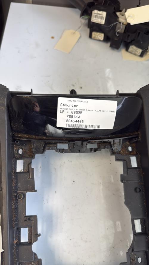 Cendrier PEUGEOT 508 1 SW PHASE 2 BREAK Diesel image 1