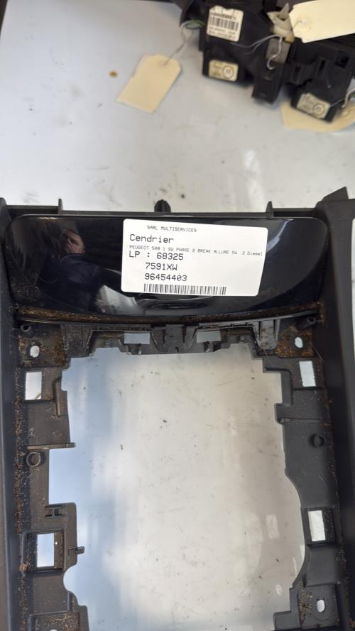 Cendrier PEUGEOT 508 1 SW PHASE 2 BREAK Diesel image 3