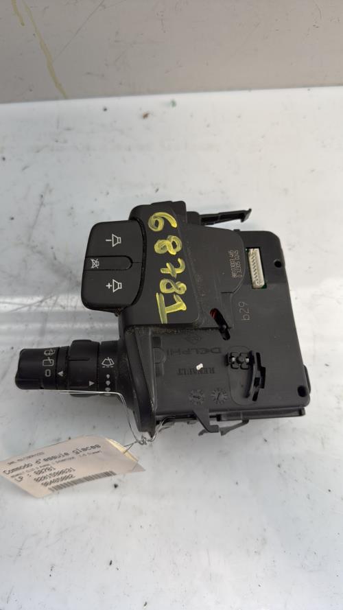Commodo d'essuie glaces RENAULT CLIO 3 PHASE 1 Diesel image 1