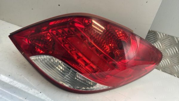 Feu arriere principal droit (feux) PEUGEOT 207 PHASE 2 Diesel image 3