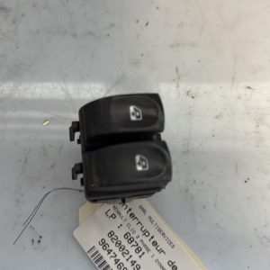 Interrupteur de leve vitre avant gauche RENAULT CLIO 3 PHASE 1 Diesel image 1
