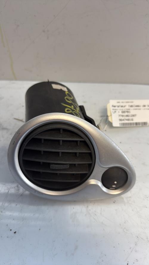 Aerateur tableau de bord avant gauche RENAULT CLIO 3 PHASE 1 Diesel image 2