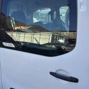 Porte laterale droit CITROEN BERLINGO 2 PHASE 1 Diesel image 1