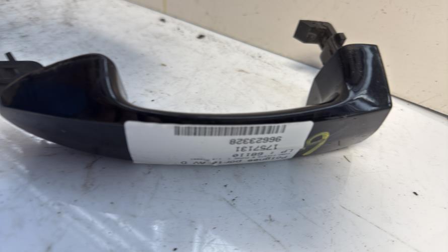 Poignee porte avant droit FORD FIESTA 6 PHASE 1 Diesel image 4