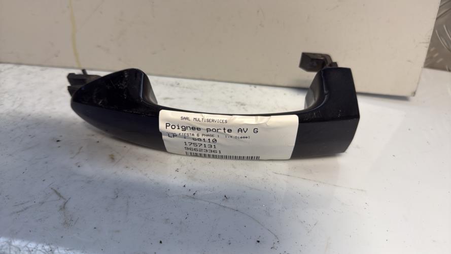 Poignee porte avant gauche FORD FIESTA 6 PHASE 1 Diesel image 3