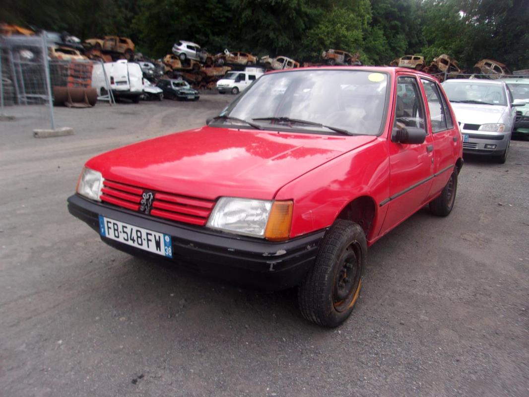 Optique avant principal gauche (feux)(phare) PEUGEOT 205 PHASE 2 image 6