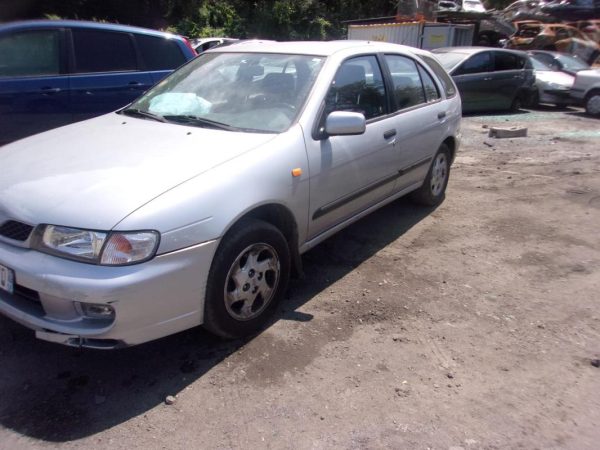Feu arriere principal gauche (feux) NISSAN ALMERA 1 PHASE 2 Essence image 4