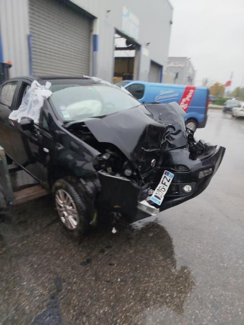 Leve vitre electrique avant gauche FIAT PUNTO 3 Essence image 5