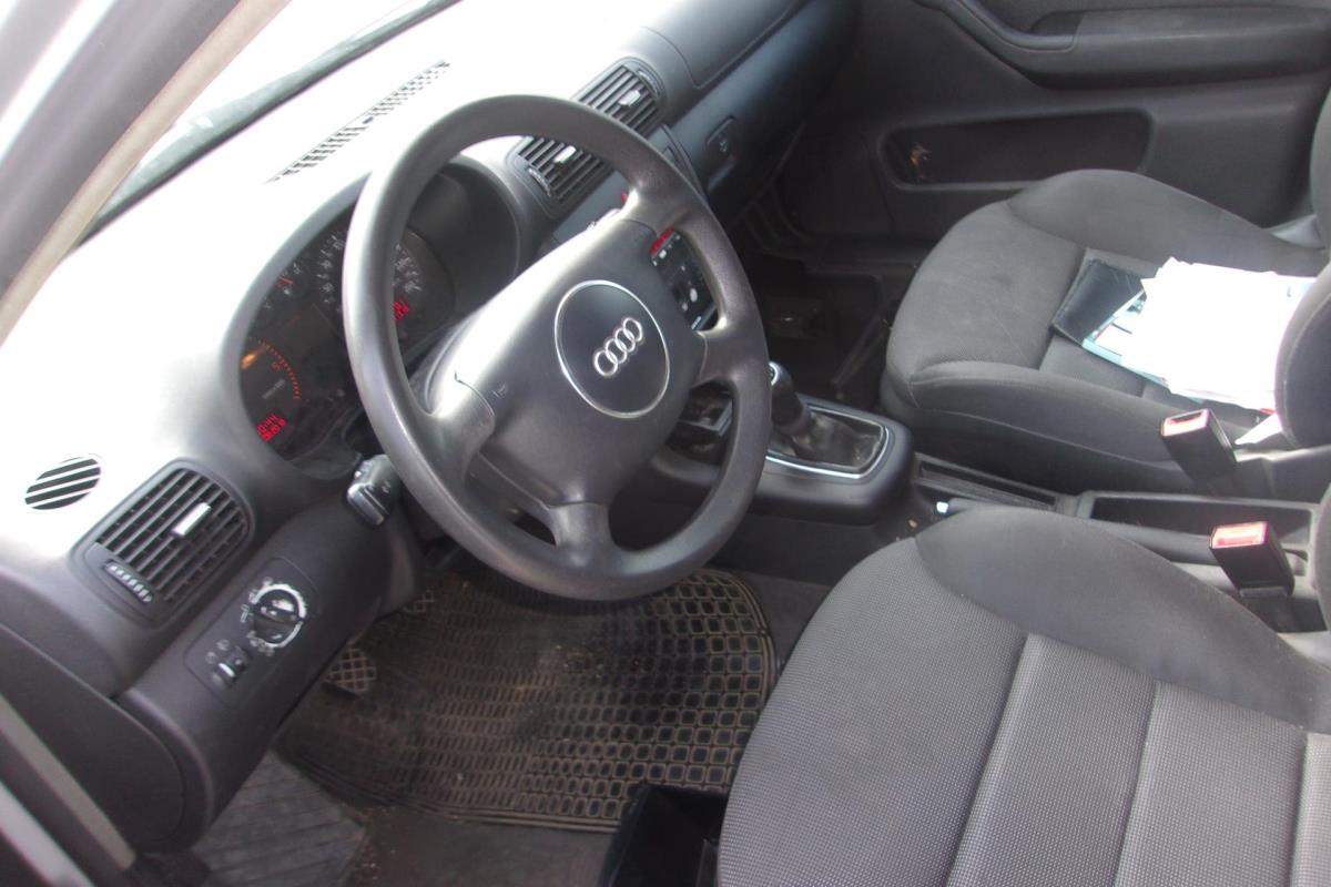 Feu arriere principal gauche (feux) AUDI A3 1 PHASE 2 Diesel image 3