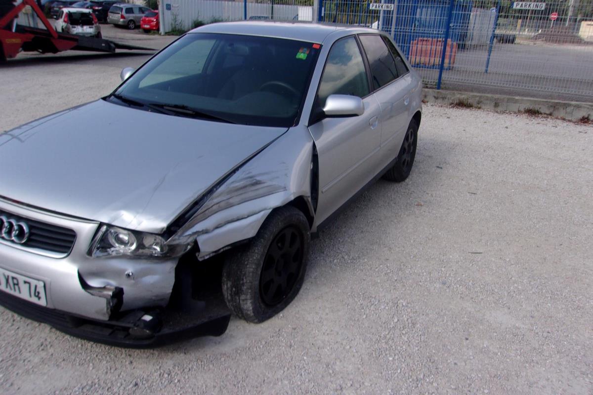 Feu arriere principal gauche (feux) AUDI A3 1 PHASE 2 Diesel image 4