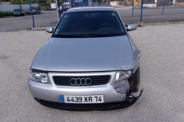 Feu arriere principal gauche (feux) AUDI A3 1 PHASE 2 Diesel image 6