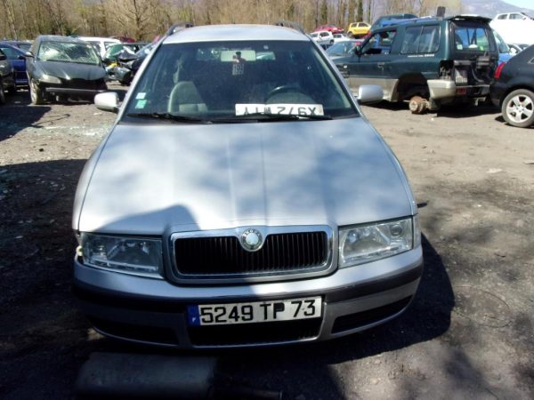 Optique avant principal droit (feux)(phare) SKODA OCTAVIA 1 PHASE 2 BREAK Diesel image 5