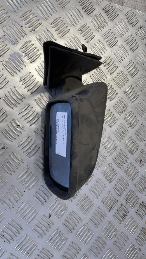 Retroviseur droit BMW SERIE 5 E34 Diesel image 1