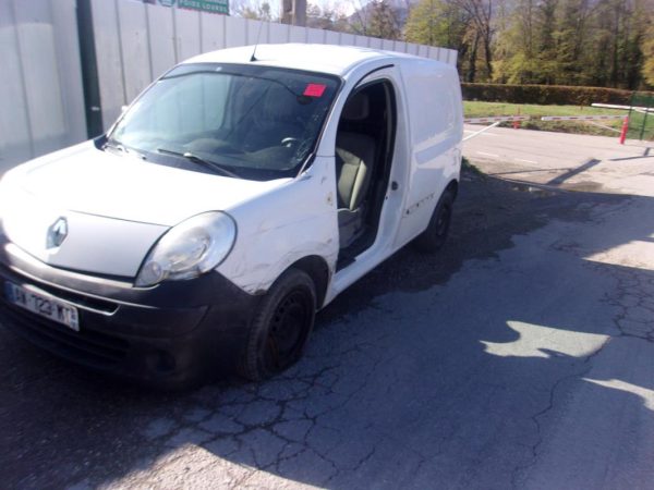 Feu arriere secondaire gauche (feux) RENAULT KANGOO 2 PHASE 1 image 4