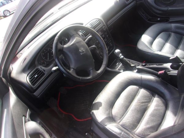 Porte avant droit PEUGEOT 406 COUPE Diesel image 2