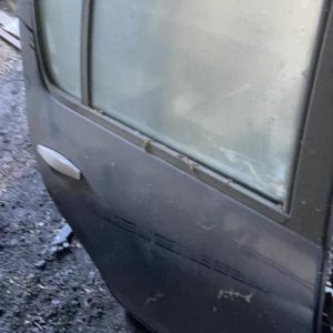 Porte arriere droit DACIA SANDERO 1 Diesel image 1