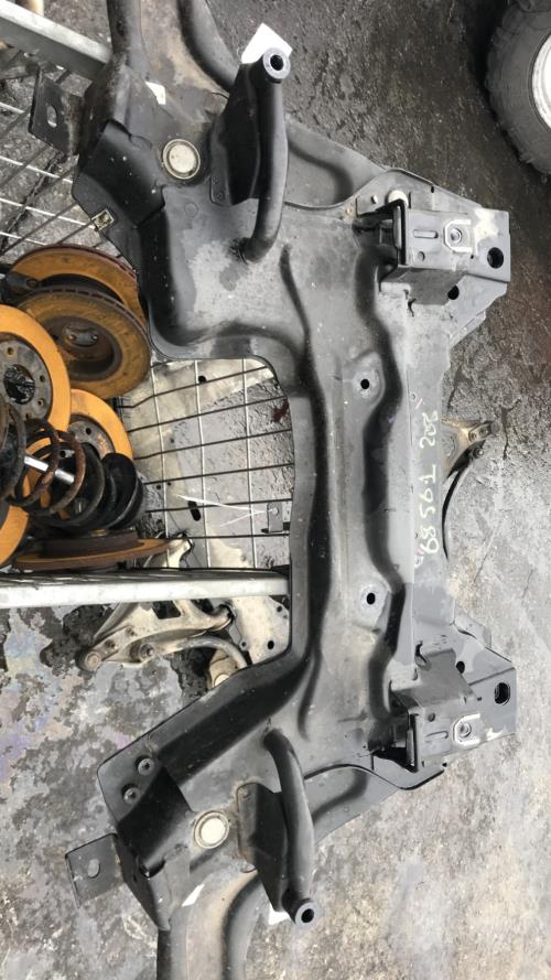 Berceau avant PEUGEOT 208 1 PHASE 2 Essence image 3