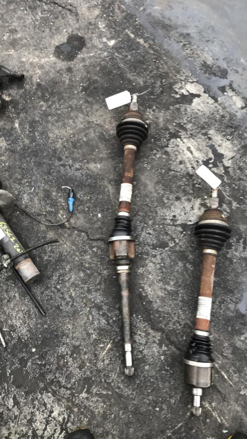 Cardan droit (transmission) PEUGEOT 208 1 PHASE 2 Essence image 2