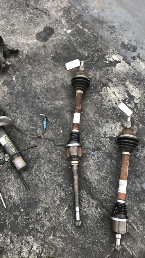 Cardan droit (transmission) PEUGEOT 208 1 PHASE 2 Essence image 3