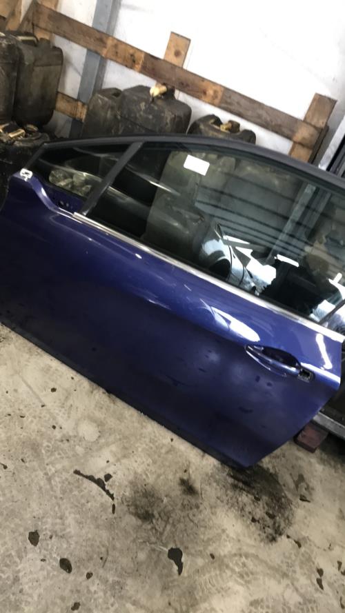 Porte avant gauche PEUGEOT 208 1 PHASE 2 Essence image 1