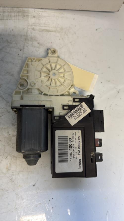 Moteur leve vitre avant gauche PEUGEOT 807 Diesel image 2
