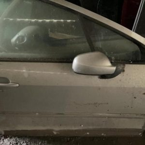 Porte avant droit PEUGEOT 407 PHASE 1 Diesel image 1