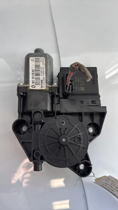 Moteur leve vitre avant droit RENAULT MEGANE 3 PHASE 1 Diesel image 2
