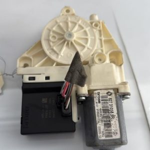 Moteur leve vitre arriere gauche RENAULT MEGANE 3 PHASE 1 Diesel image 1