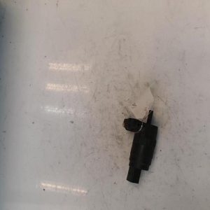 Pompe lave glace avant VOLKSWAGEN GOLF 5 Diesel image 1