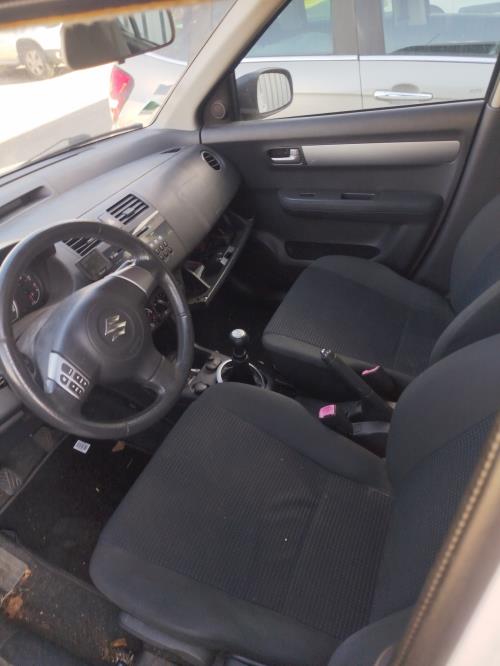 Leve vitre mecanique arriere droit SUZUKI SWIFT 3 Diesel image 6