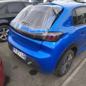 Pare boue arriere droit PEUGEOT 208 2 Electricité image 6