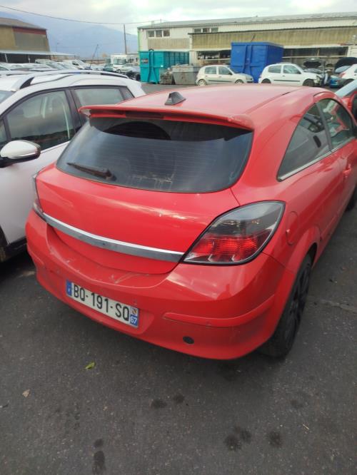Serrure avant gauche OPEL ASTRA H GTC PHASE 2 Diesel image 9
