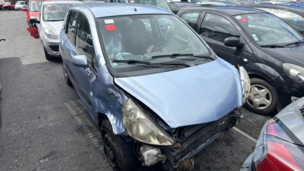 Vitre avant gauche HONDA JAZZ 2 Essence image 6