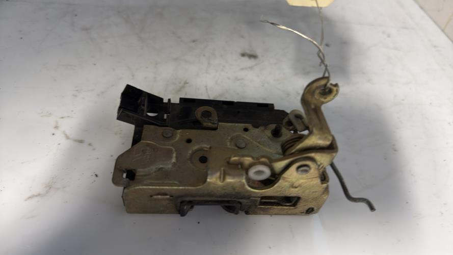 Serrure avant droit RENAULT SUPER 5 Essence image 1