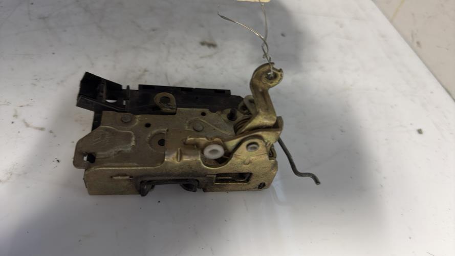 Serrure avant droit RENAULT SUPER 5 Essence image 2