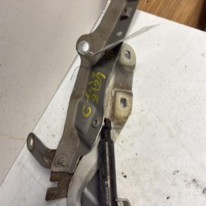 Charniere de capot RENAULT CLIO 4 PHASE 1 Diesel image 1