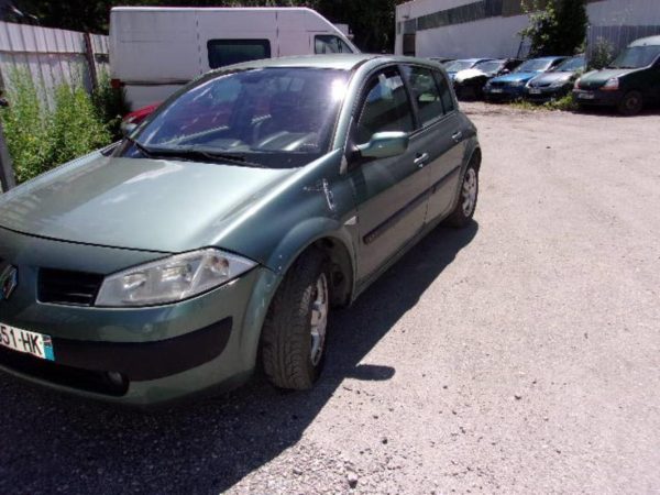 Vitre avant gauche RENAULT MEGANE 2 PHASE 1 Diesel image 4